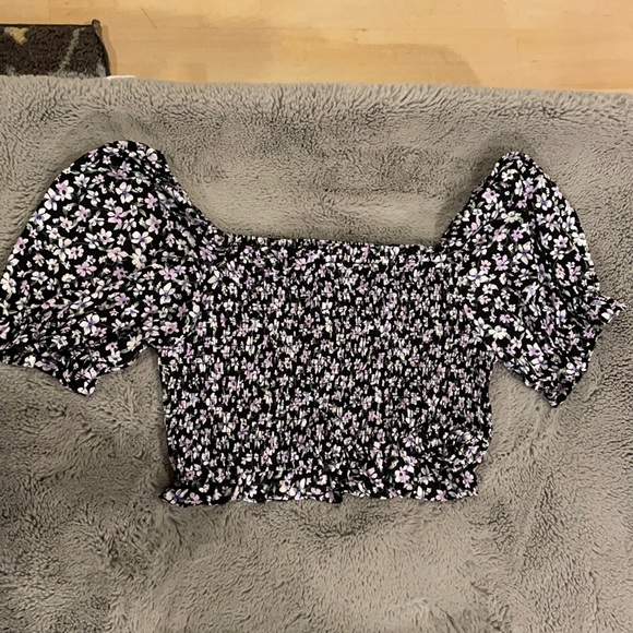 Two piece set - Picture 3 of 5